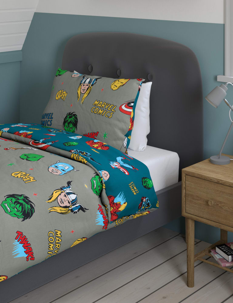 Marvel cot bedding top