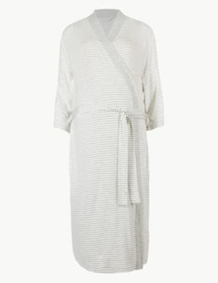 pregnancy dressing gown