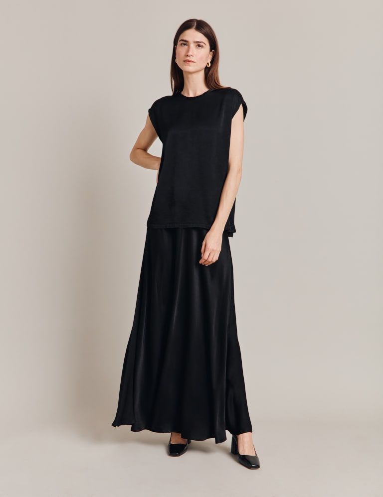 Black maxi skirt m&s best sale