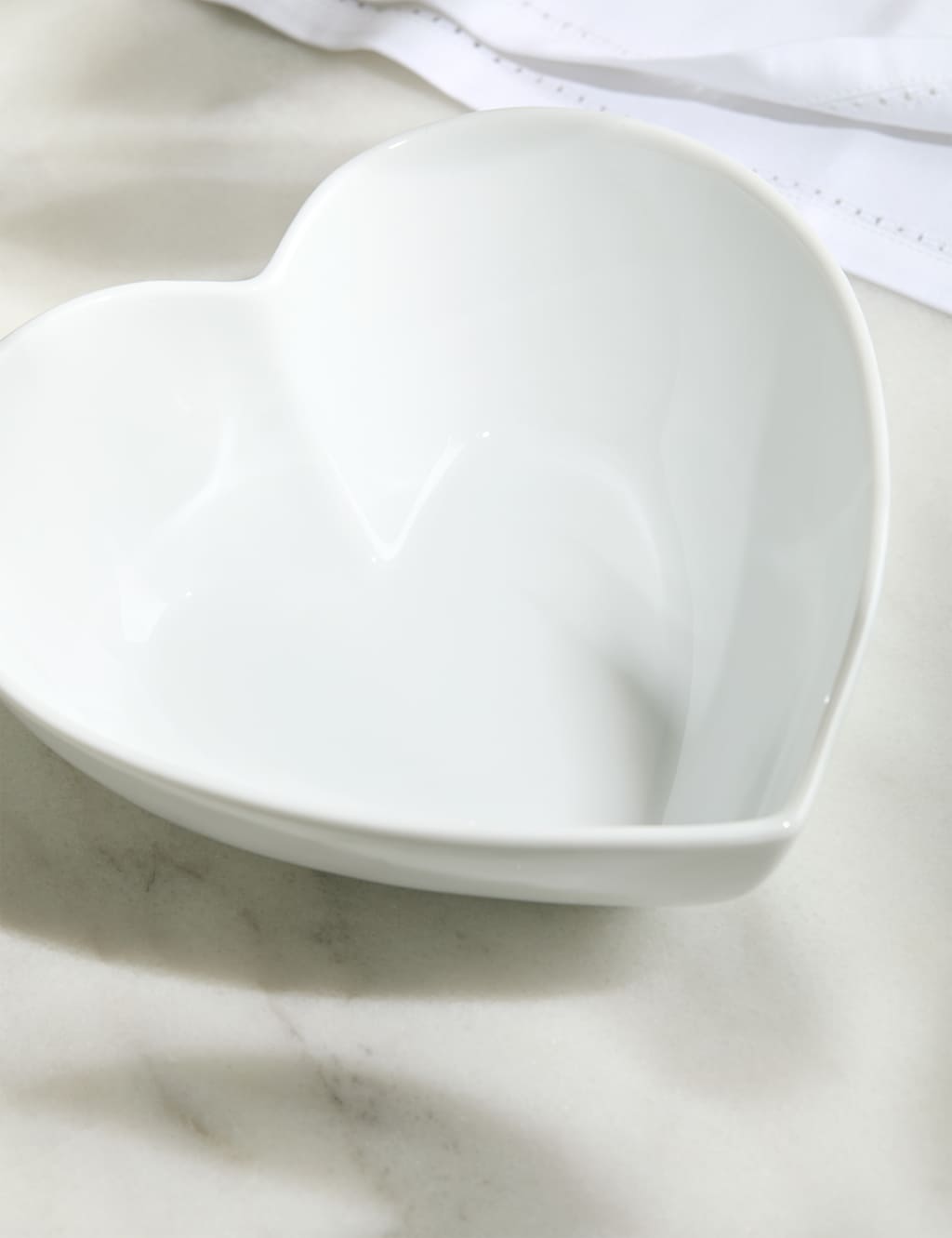 Maxim Medium Heart Serving Bowl 3 of 4