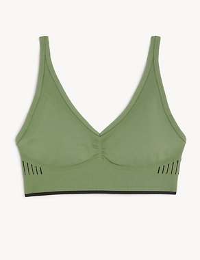 Medium Support Non Wired Sports Bra Image 2 of 9