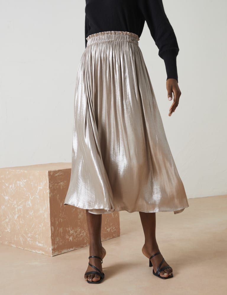 Metallic Pleated Midi Skirt 3 of 6