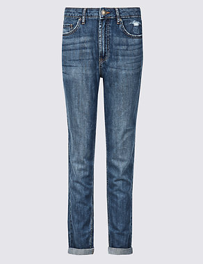 Mid Rise Boyfriend Ankle Grazer Jeans Image 2 of 5
