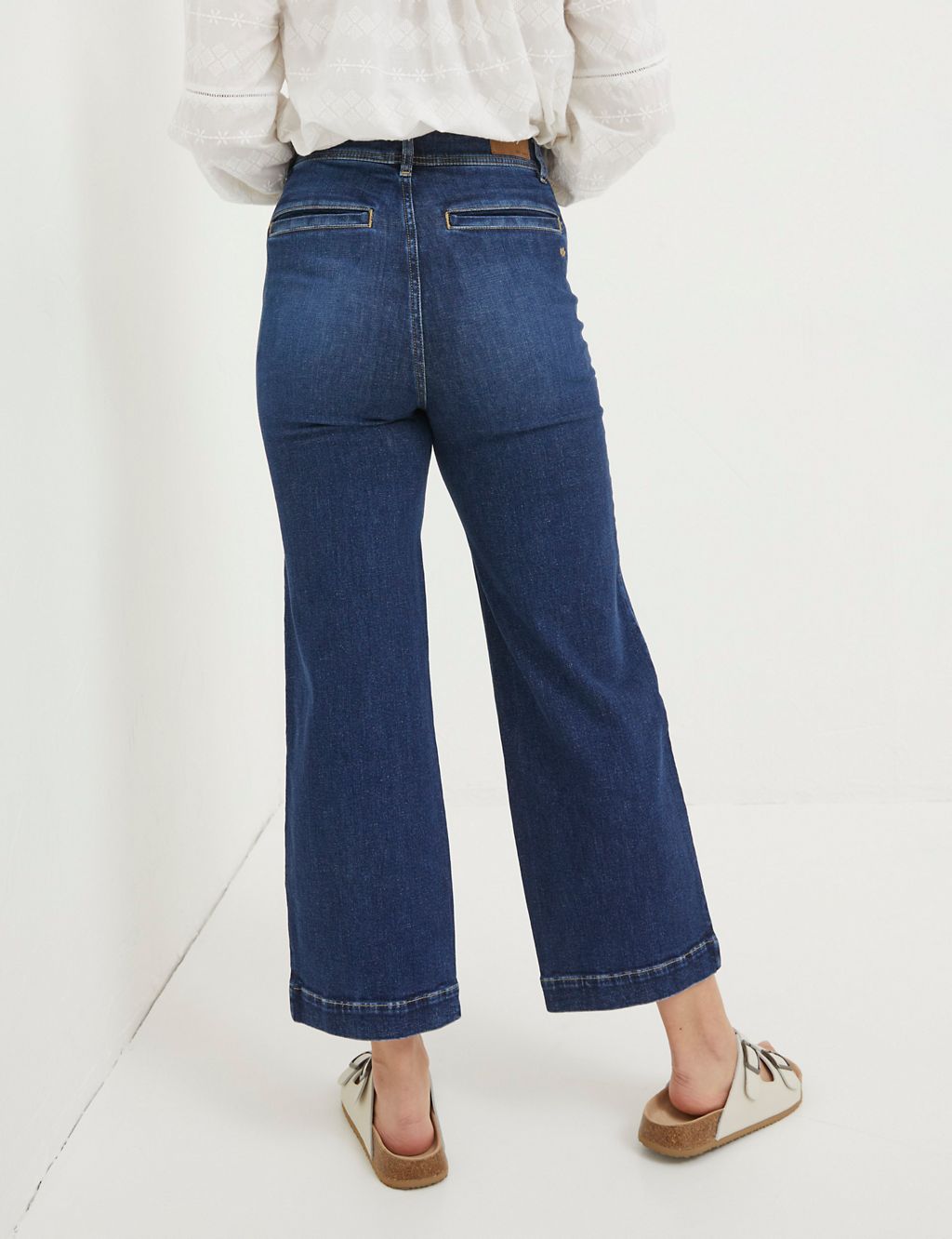 Mid Rise Wide Leg Cropped Jeans 2 of 5