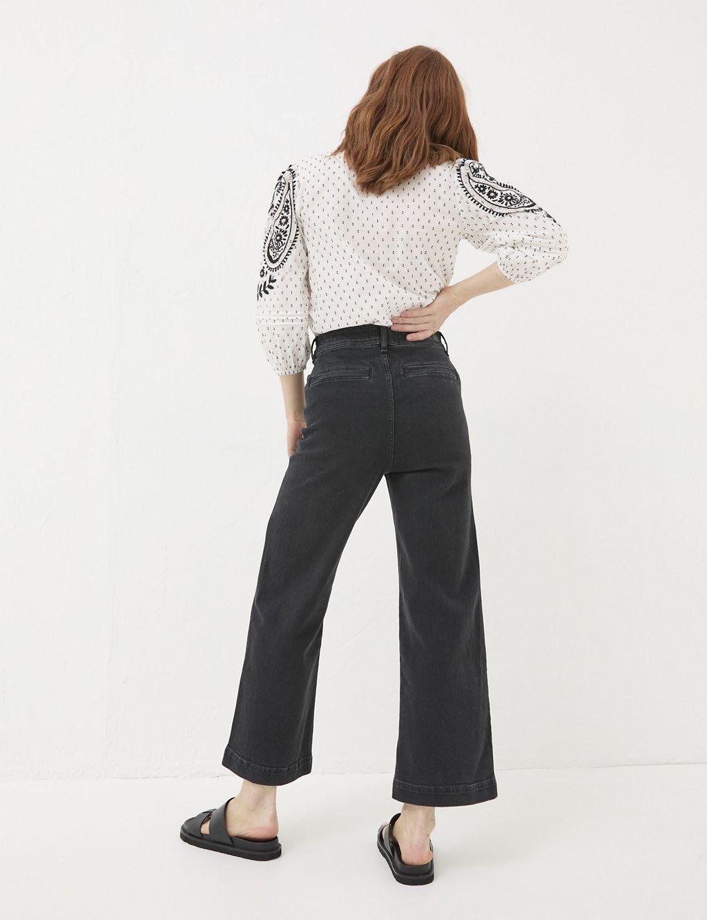 Mid Rise Wide Leg Cropped Jeans 4 of 6
