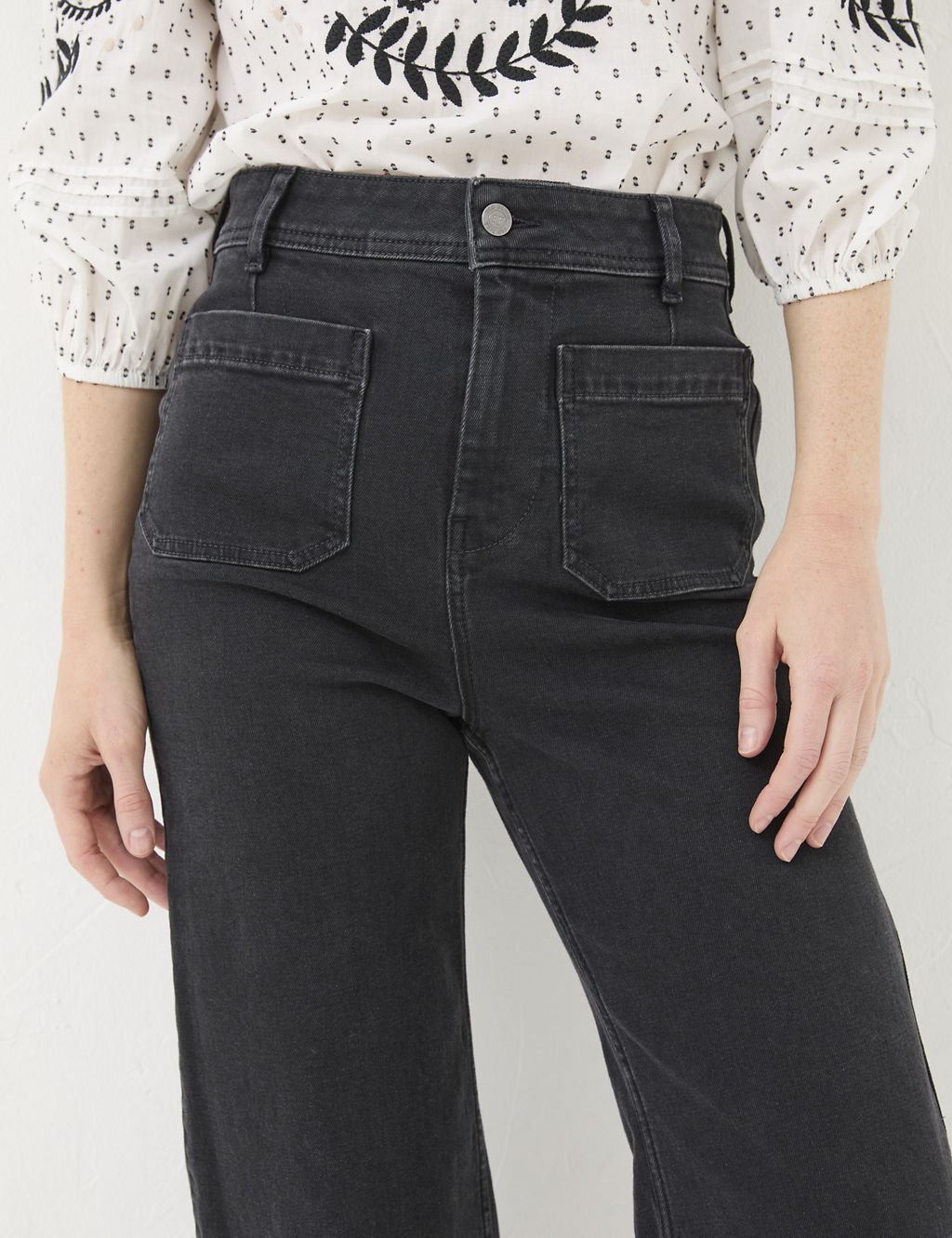 Mid Rise Wide Leg Cropped Jeans 5 of 6