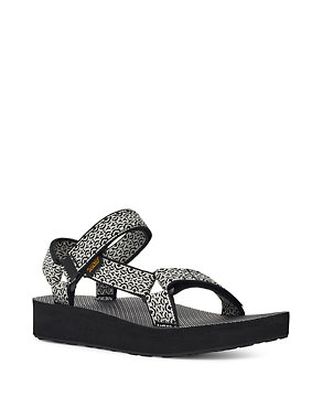 Midform Universal Ankle Strap Flat Sandals Image 2 of 6