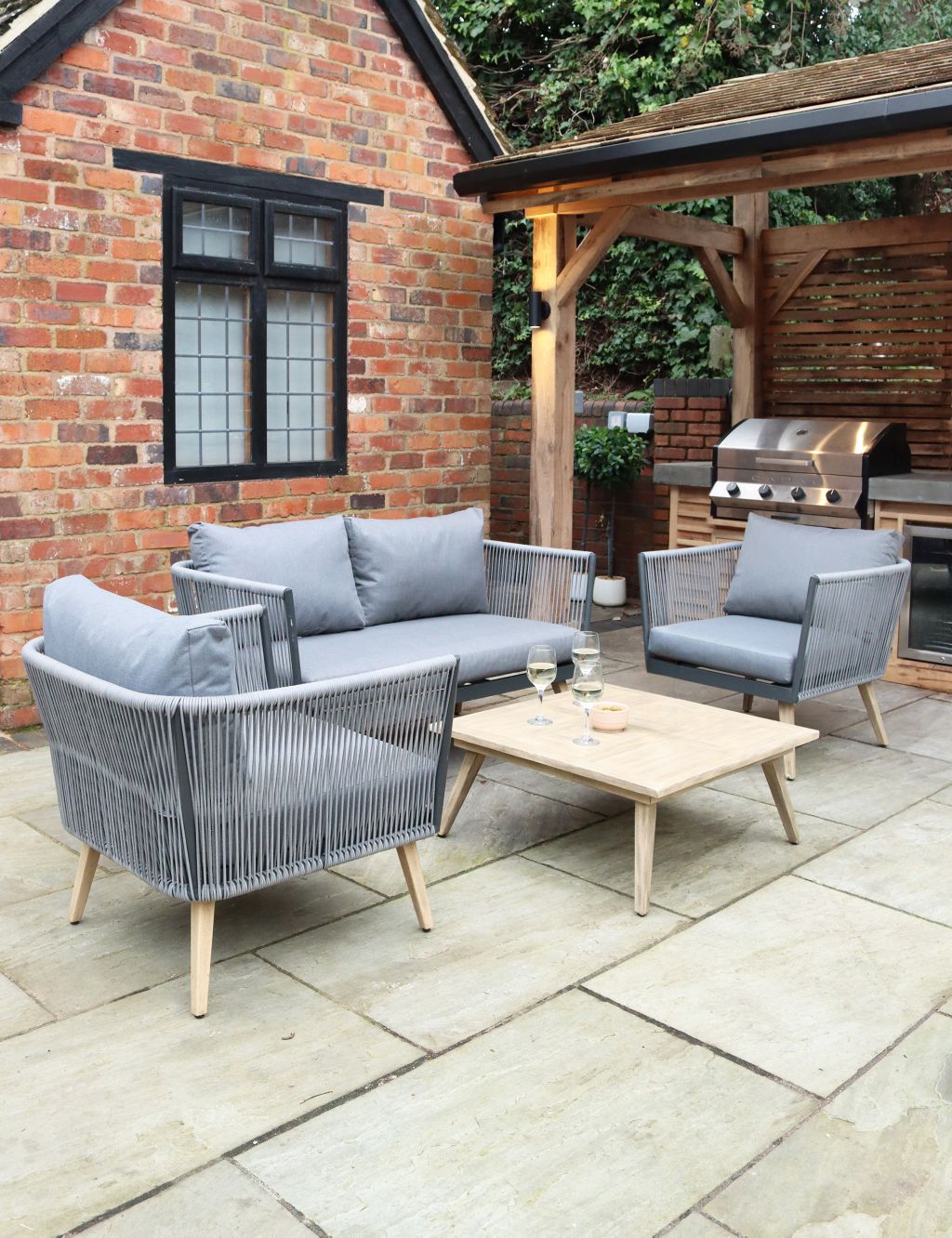 Milan 4 Seater Garden Table & Chairs 3 of 6