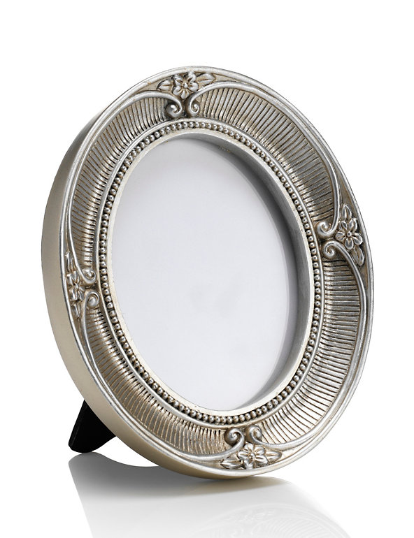 Mini Decorative Oval Photo Frame 10 x 8.75 inch Image 1 of 2