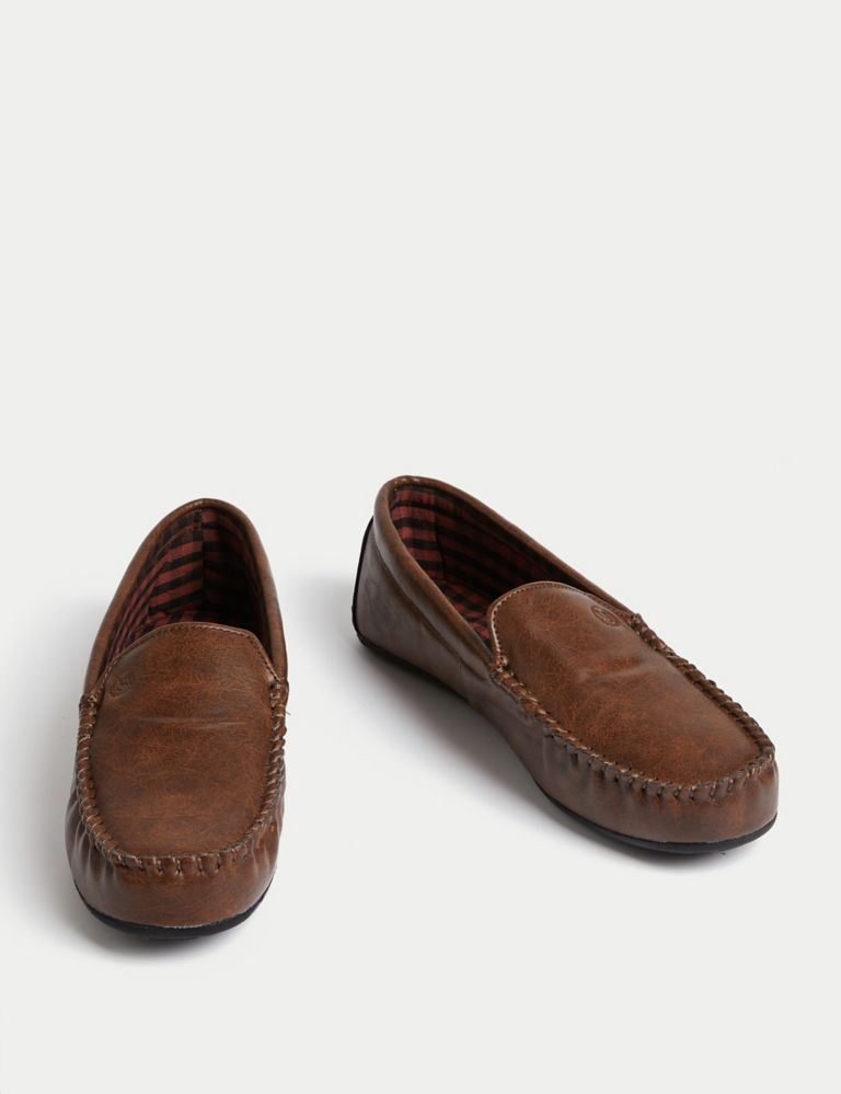 Moccasin Slippers with Freshfeet™ 2 of 4