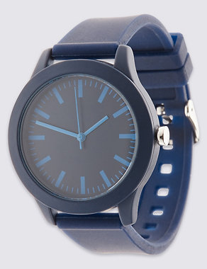 Modern Silicone Strap Watch Image 2 of 3