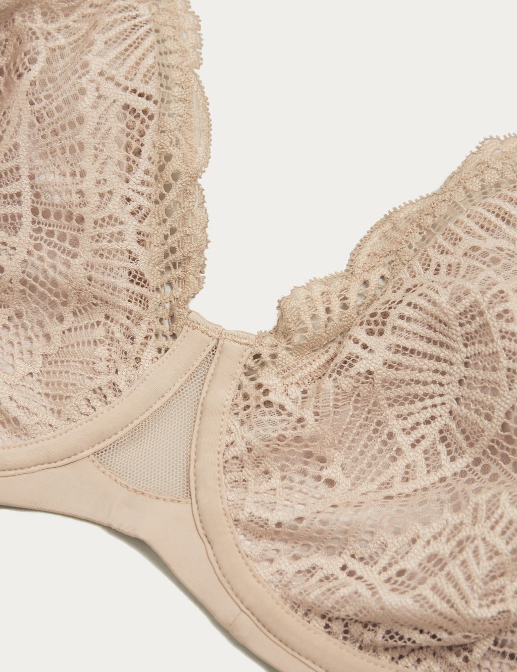 Natural Lift™ Wired Full Cup Bra A-E 5 of 6