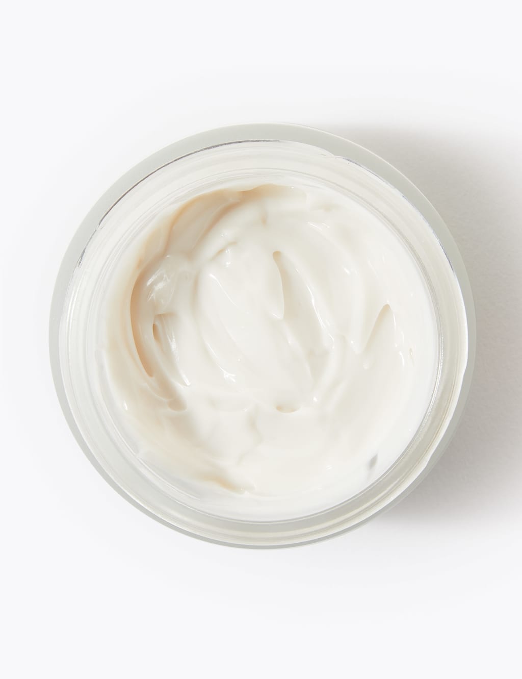 Natural Radiance Day Cream SPF 15 50ml 4 of 5