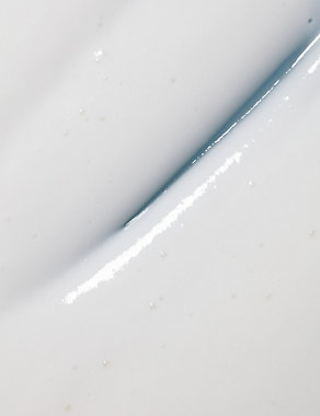Nordic Hydra [Lähde] Oat Milk Oil Cleanser 150ml Image 2 of 3