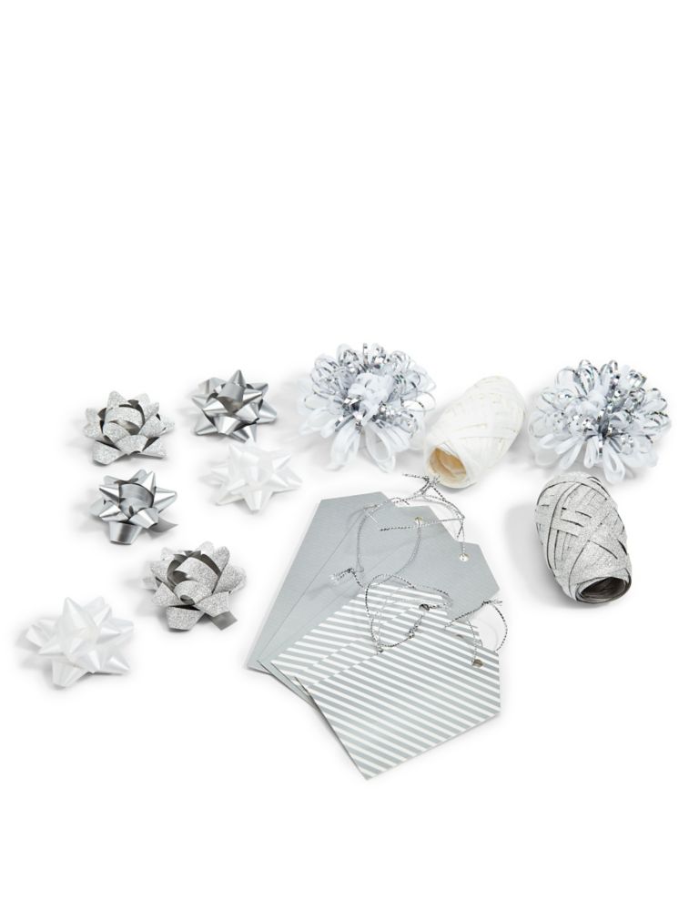 Nordic Noel Silver Wrap Accessory Pack 3 of 3