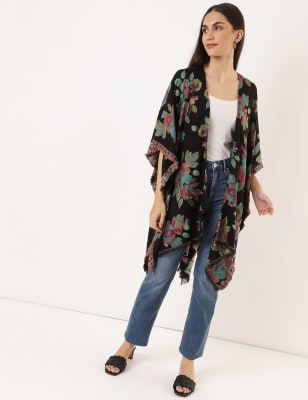 Buy best Scarves u0026 Wraps for Women online | Marks u0026 Spencer India