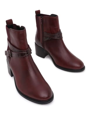 Red boots marks and on sale spencer