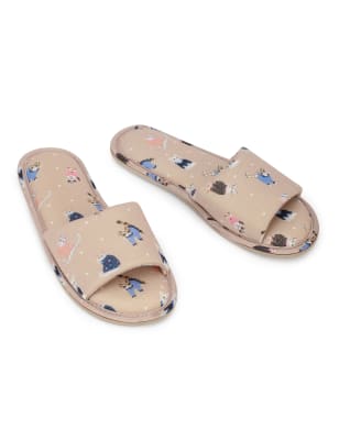 Slip on bedroom discount slippers