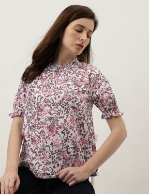 Floral Ruffled Neck Top