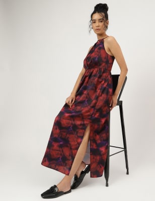 Halter neck maxi outlet dress pattern