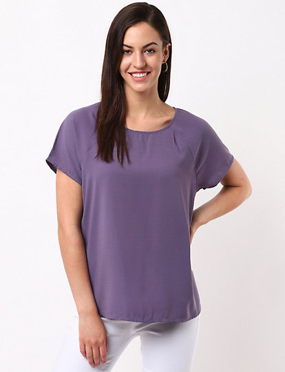 Solid Relaxed Top