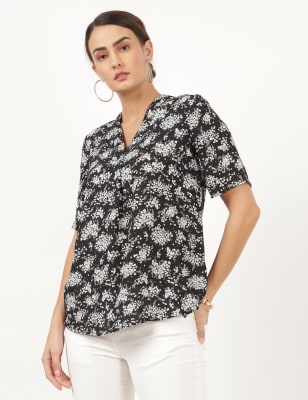 

Womens M&S Collection SS Floral V Neck Pleat Shell Top - Black Mix, Black Mix