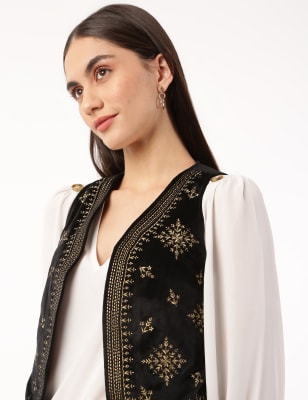 Velvet Short Jacket With Embroidery