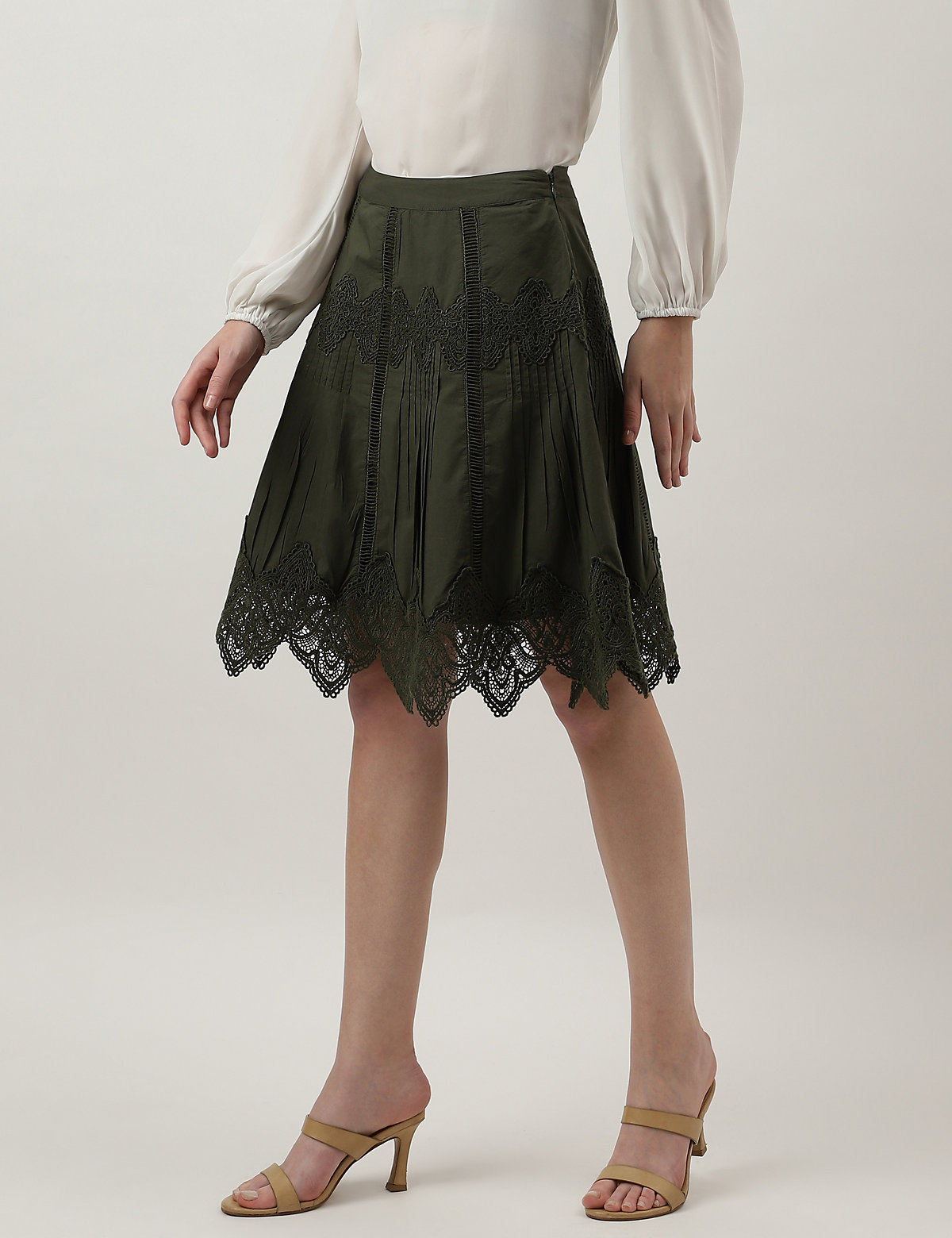 Embroidered Knee Length Skirt