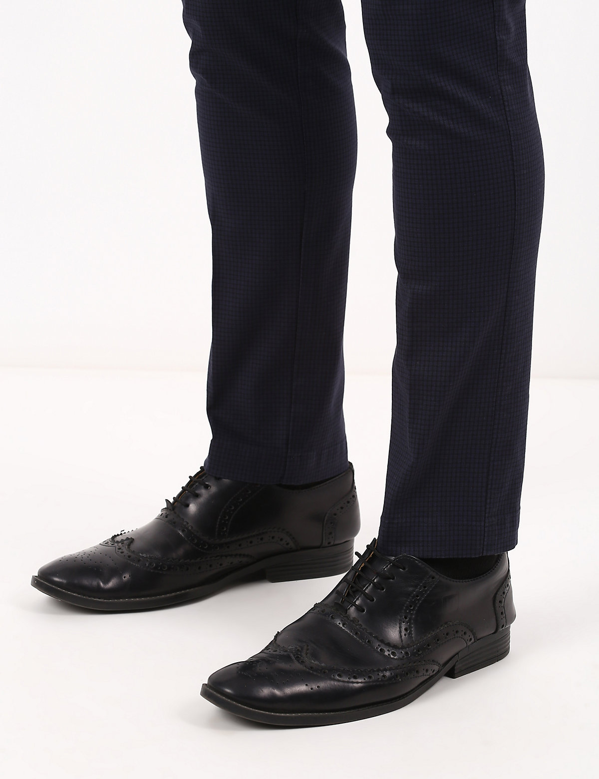 Slim Fit Limited Structure Chinos