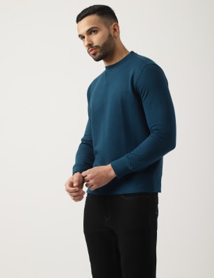 Round Neck Solid Sweatshirt