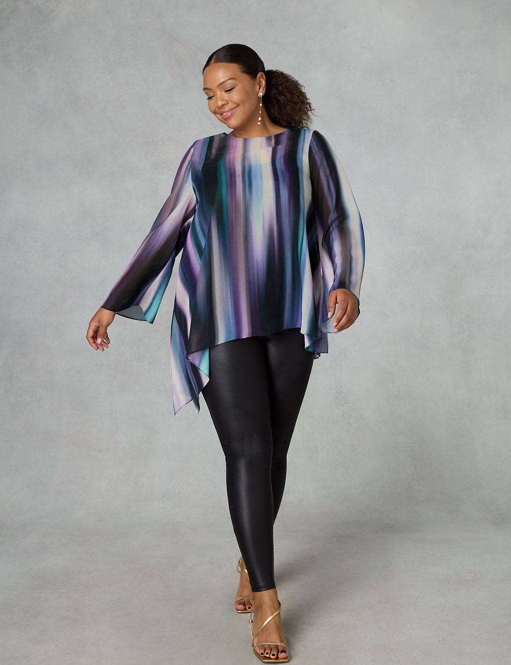 Ombre Round Neck Oversized Top 2 of 4