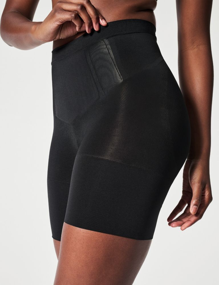 Oncore Firm Control Mid-Thigh Shorts 5 of 5