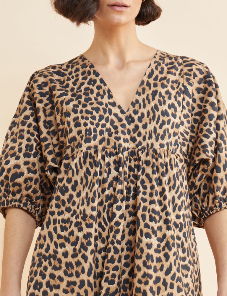 Leopard print store v neck dress