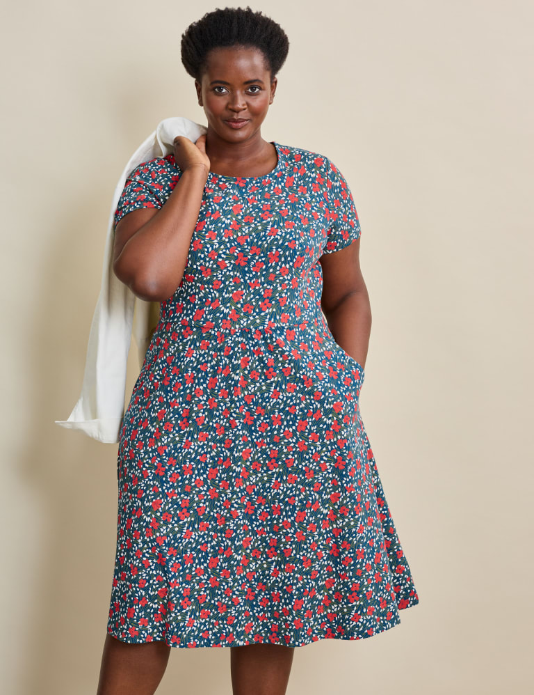 M&s curve dresses hotsell