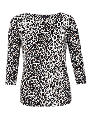 PETITE Animal Print Side Ruched Top Image 2 of 6