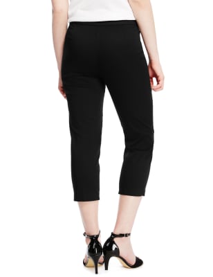 m and s womens cropped trousers