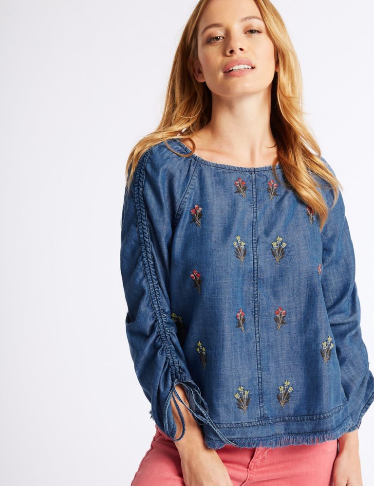 PETITE Embroidered Round Neck Blouse 3 of 4
