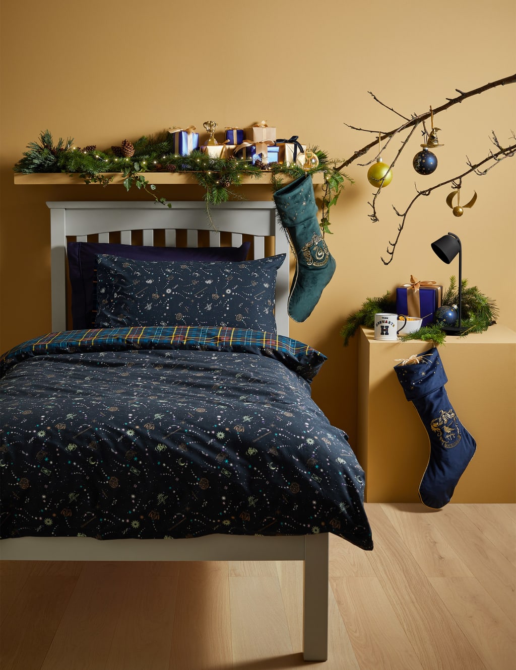 Finn Table Lamp image 5