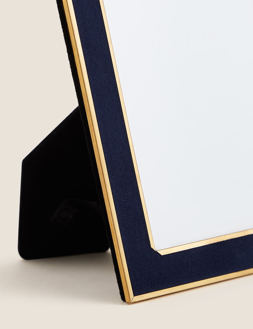 Velvet Photo Frame 4x6 inch image 2