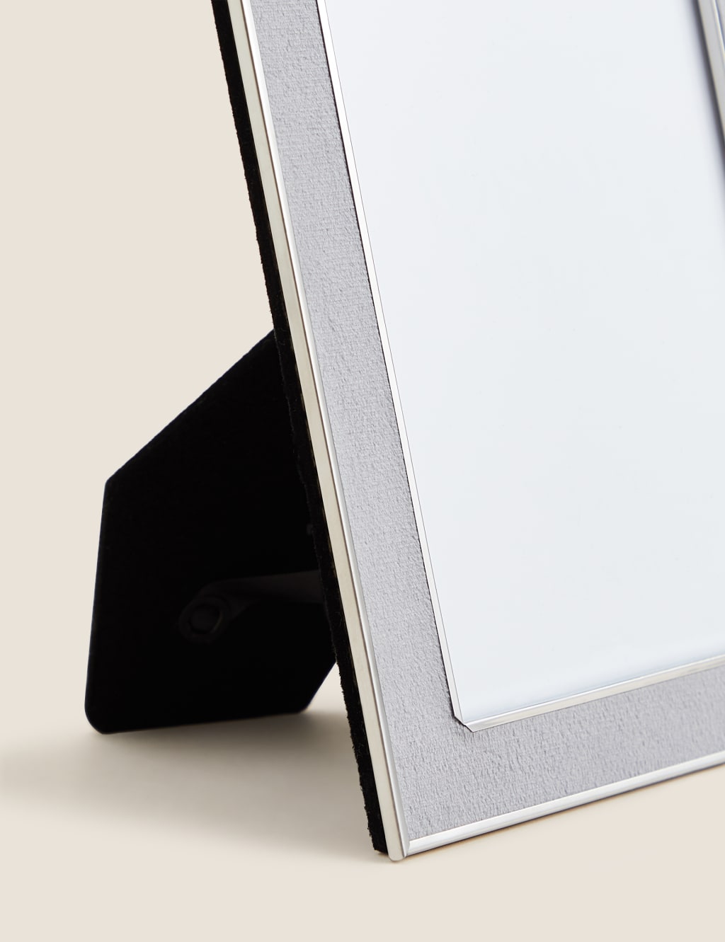 Velvet Photo Frame 4x6 inch image 2