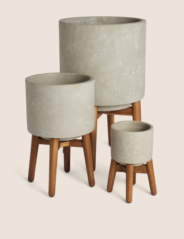 Stoneware Planters With Stand M S