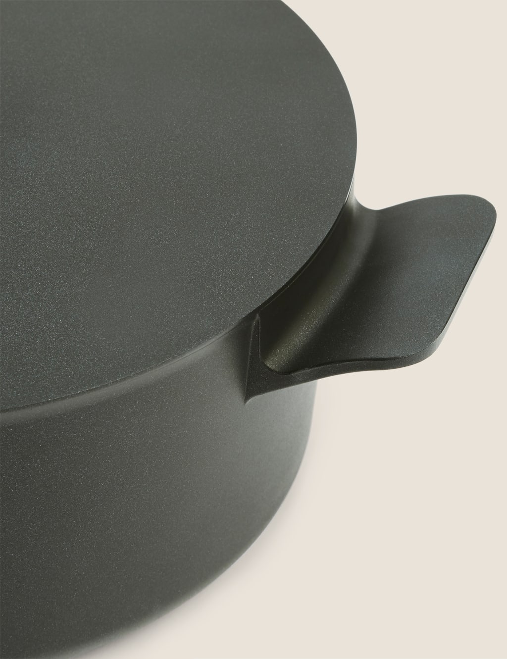 Cast Aluminium 7L Casserole Dish image 3