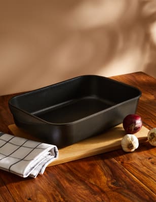 Chef&nbsp;&ndash; Plat &agrave; r&ocirc;tir en aluminium moul&eacute; 34cm