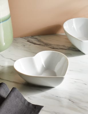 M&S Maxim Small Heart Serving Bowl - White, White