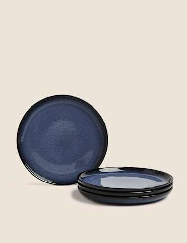Cake stands and side plates