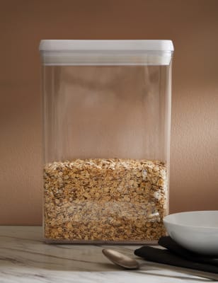 4.4L Rectangular Flip-Tight Food Storage