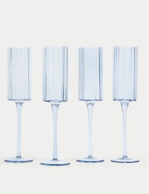 Set of 4 Scalloped Champagne Flutes
