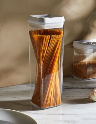 1.9L Tall Flip-Tight Food Storage