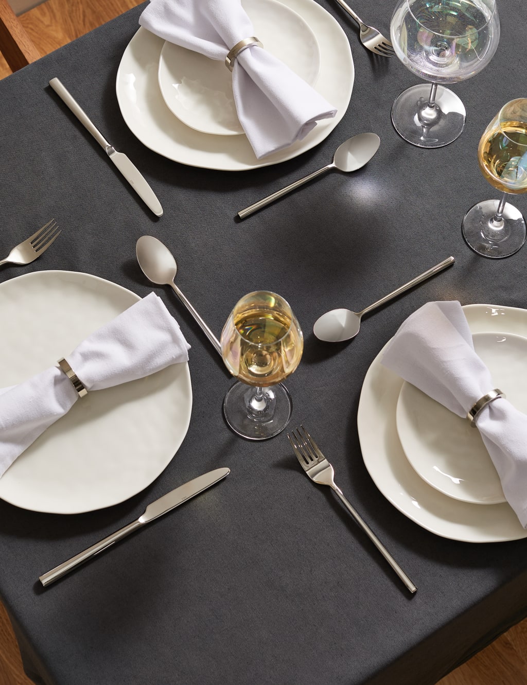Cotton with Linen Tablecloth image 3