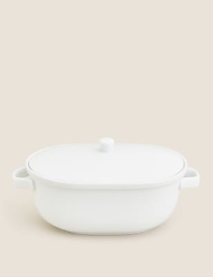 Ceramic casserole 2025 with lid